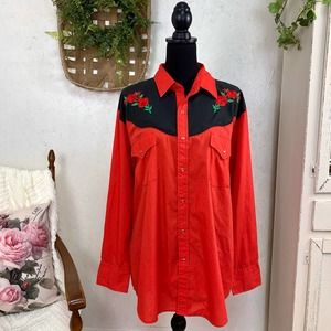 Ely Diamond Vintage Rose Embroidered Pearl Snap Button Front Western Shirt